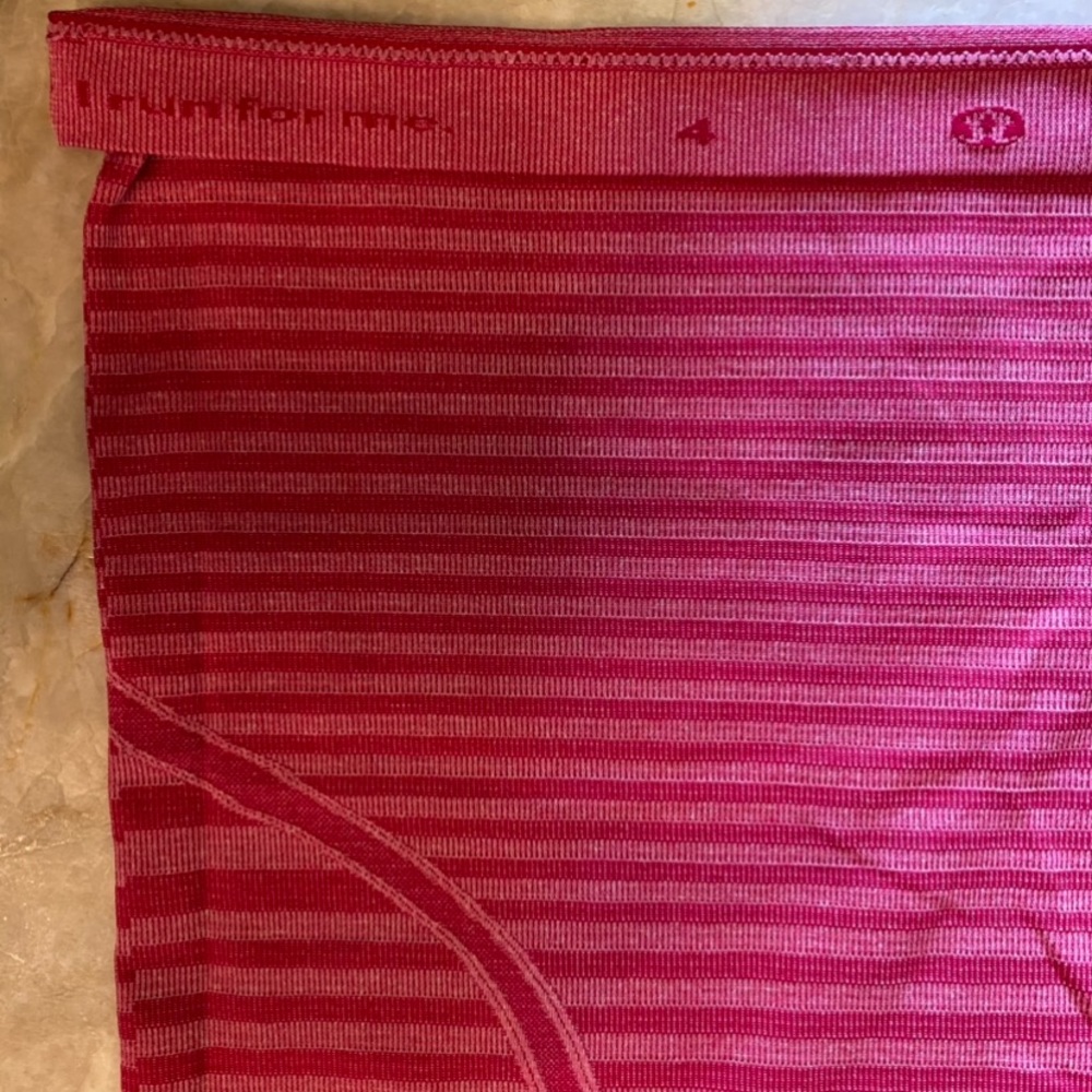 Old lulu swiftly tech short sleve shirt